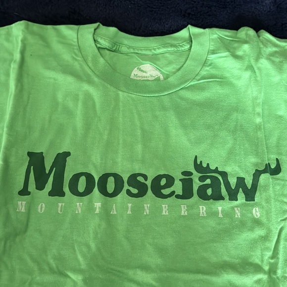 Moosejaw Mountaineering XXL T-Shirt.  Lime Green.  Brand New. - Picture 2 of 3